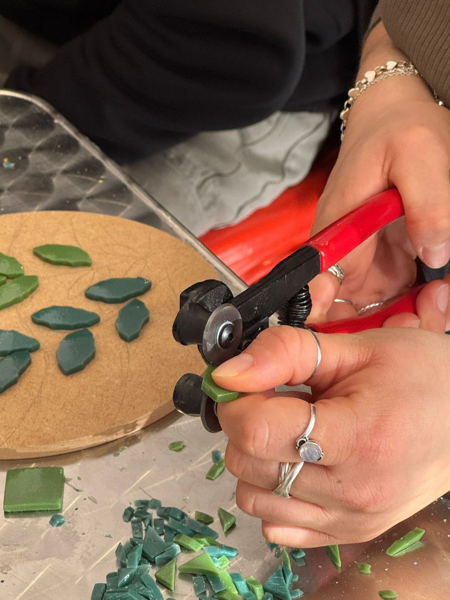 Atelier de mosaïque